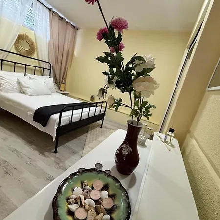 Oezguen Appartement *
