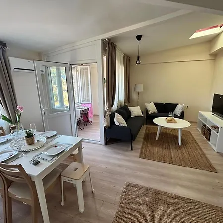 Oezguen Appartement *