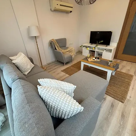 Oezguen Appartement *